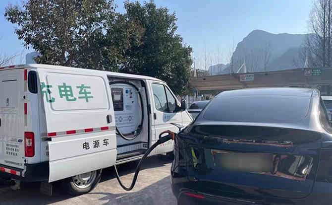 龙陵汽车搭电